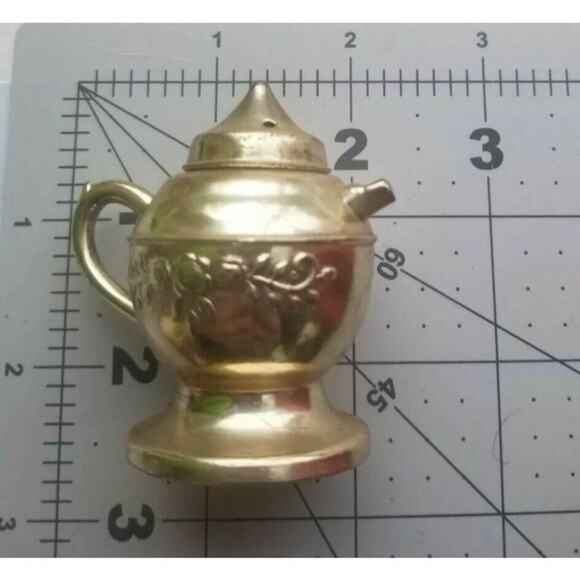 Vintage Japan Teapot Salt & Pepper Shakers Tea Pots Embossed Floral S&P Elegan - Picture 12 of 12